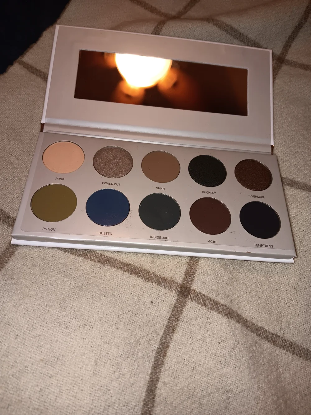 Morphe X Jaclyn Hill Eyeshadow Palette Moody Dark Magic 10 Color Shades Mirror